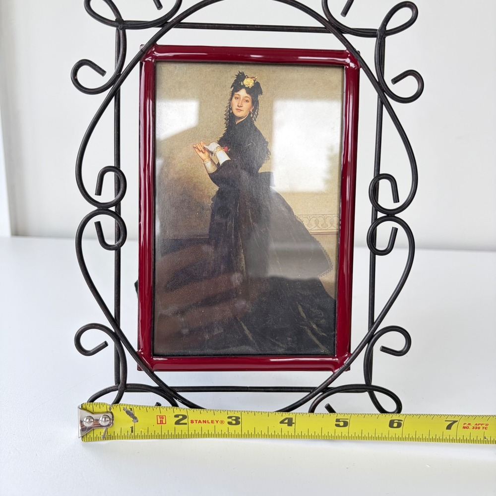 Fetco Home Decor Burgundy Enamel and Black Wire Scrollwork 4x6 Picture Frame